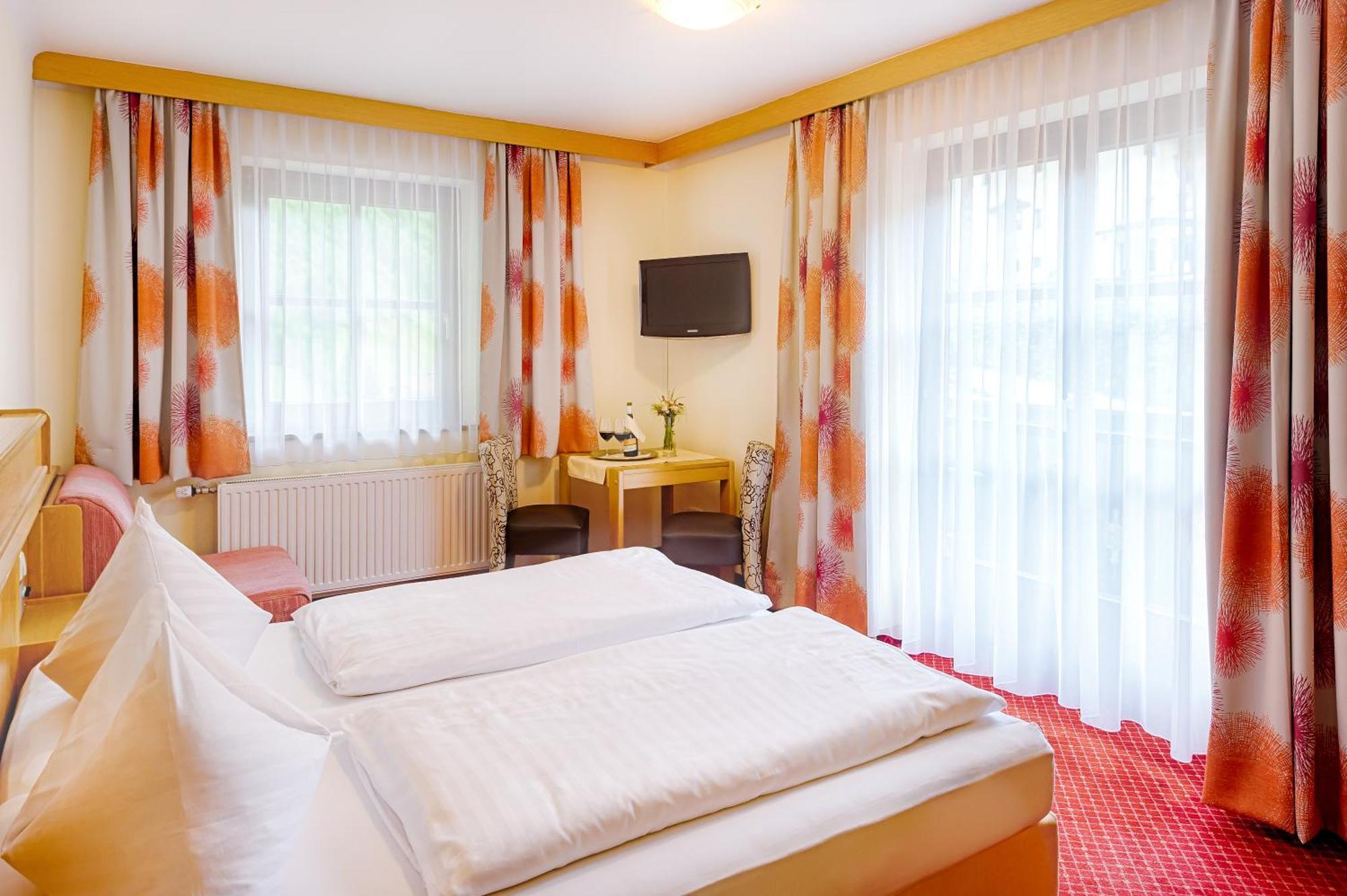 Landhotel Almroesl Im Grossarltal Huttschlag Ngoại thất bức ảnh